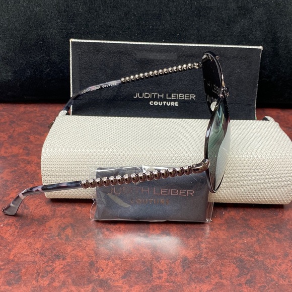 Judith Lieber Couture MadeinItaly Crystal Top Bottom Frames Oversized Aviators - Picture 3 of 16